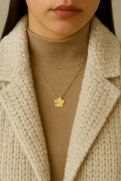Gold "Flowers" Necklace – 18K Gold-Plated Stainless Steel, Hypoallergenic, Waterproof, Tarnish-Free, 41+5 cm Adjustable, Lobster Claw Closure