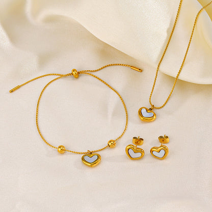 PVD Coated 18K Gold Plated Heart Shape 304 Stainless Steel Titanium Sweet Waterproof Non Tarnish Bracelets
